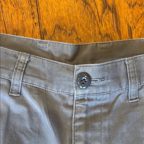 Men's Patagonia Blue Casual Shorts - Picture 2 of 8